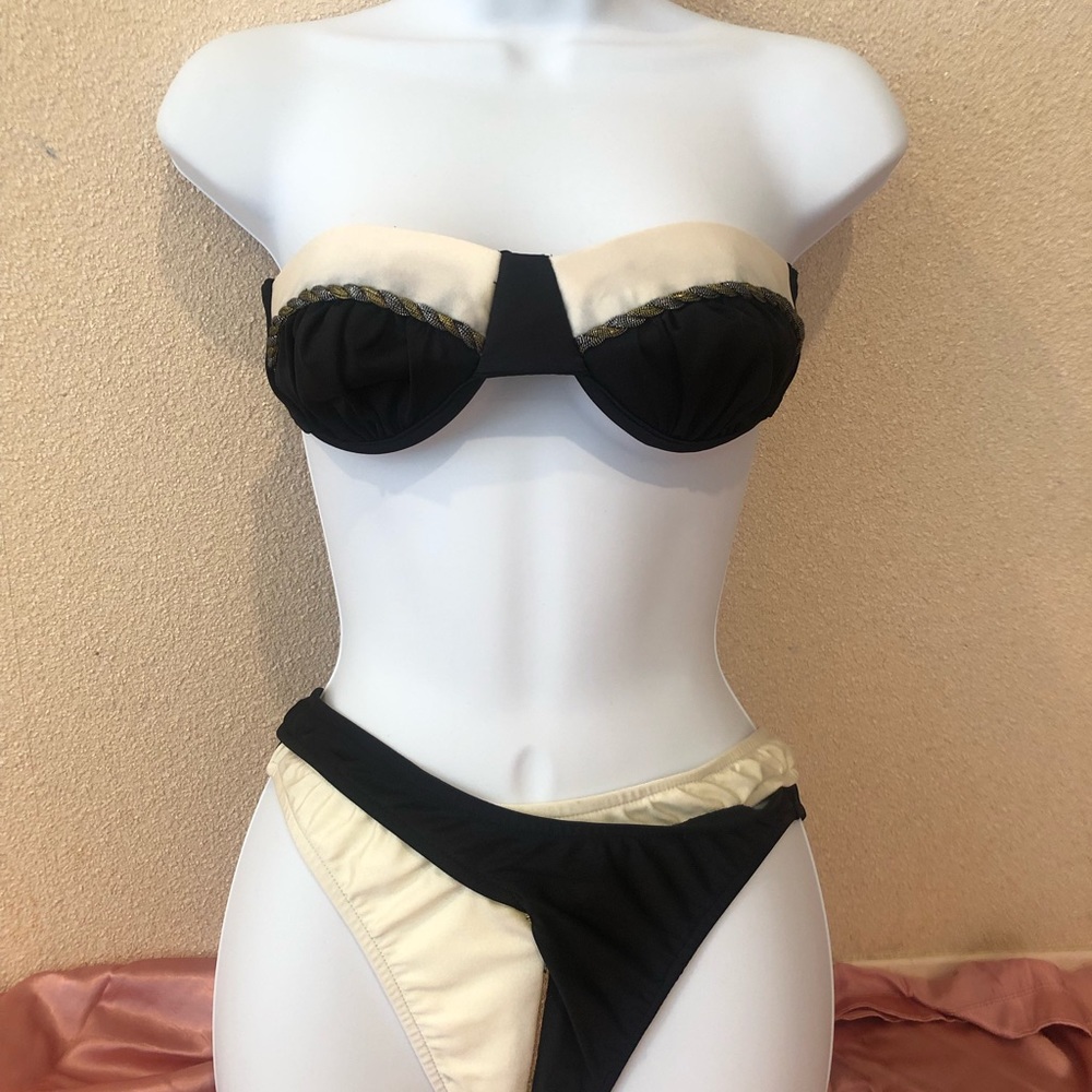 UJENA Bikini size Small